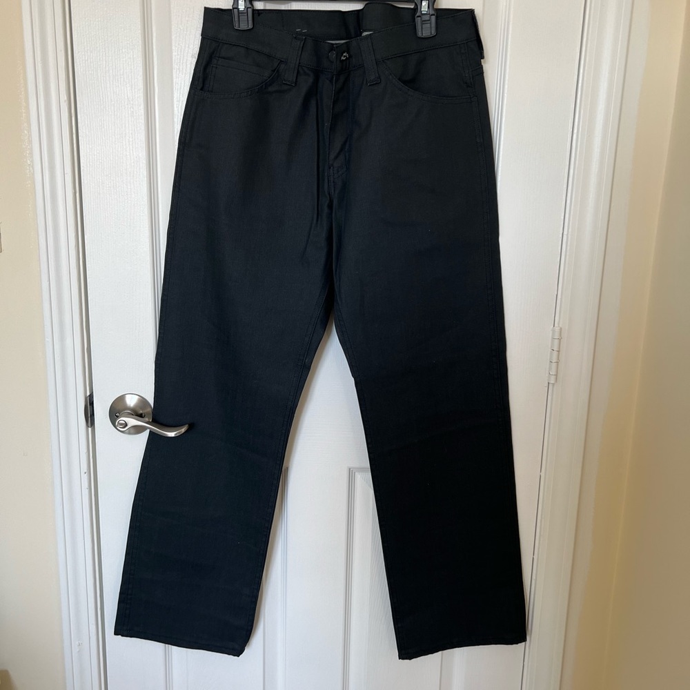 *NWT* Men’s Levi Dark Navy Blue Pants